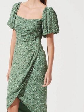 astr the label gaia dress hunter green Gaia Midi Dress main image 1